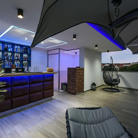 Lavie Zadarvillas